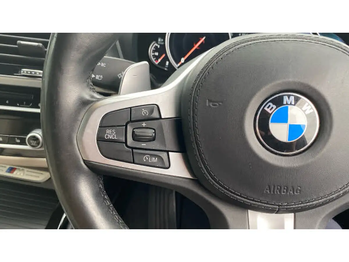 2019-bmw-x3-30td-m40d-big-16