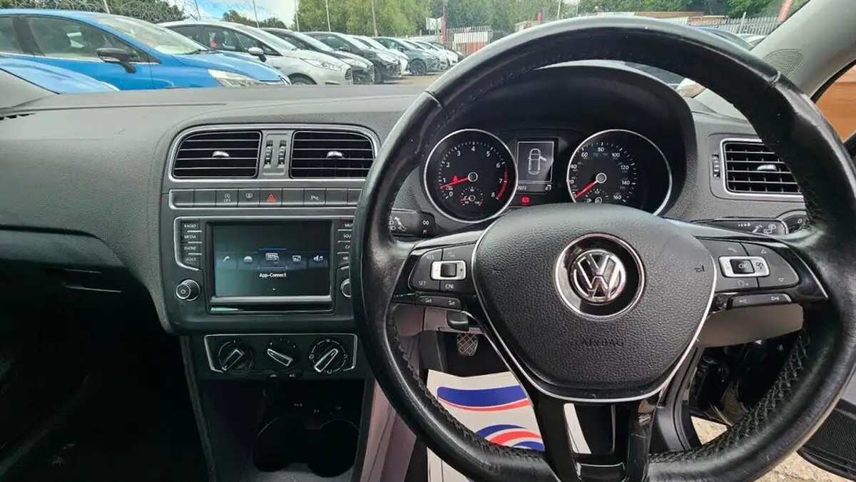 2017-volkswagen-polo-12-tsi-match-edition-ss-5d-big-24