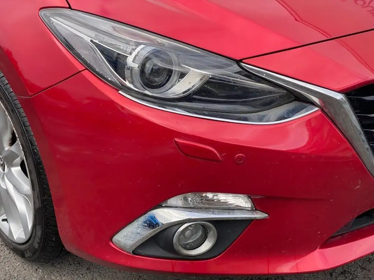2015-mazda-mazda3-20-sport-nav-120ps-fastback-4d-big-28