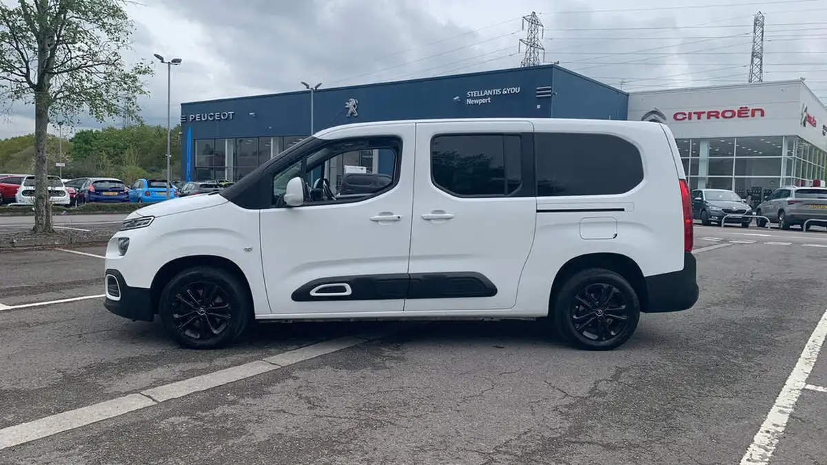 2019-citroen-berlingo-15bluehdi-flair-xl-size-130ps-eat8-big-5