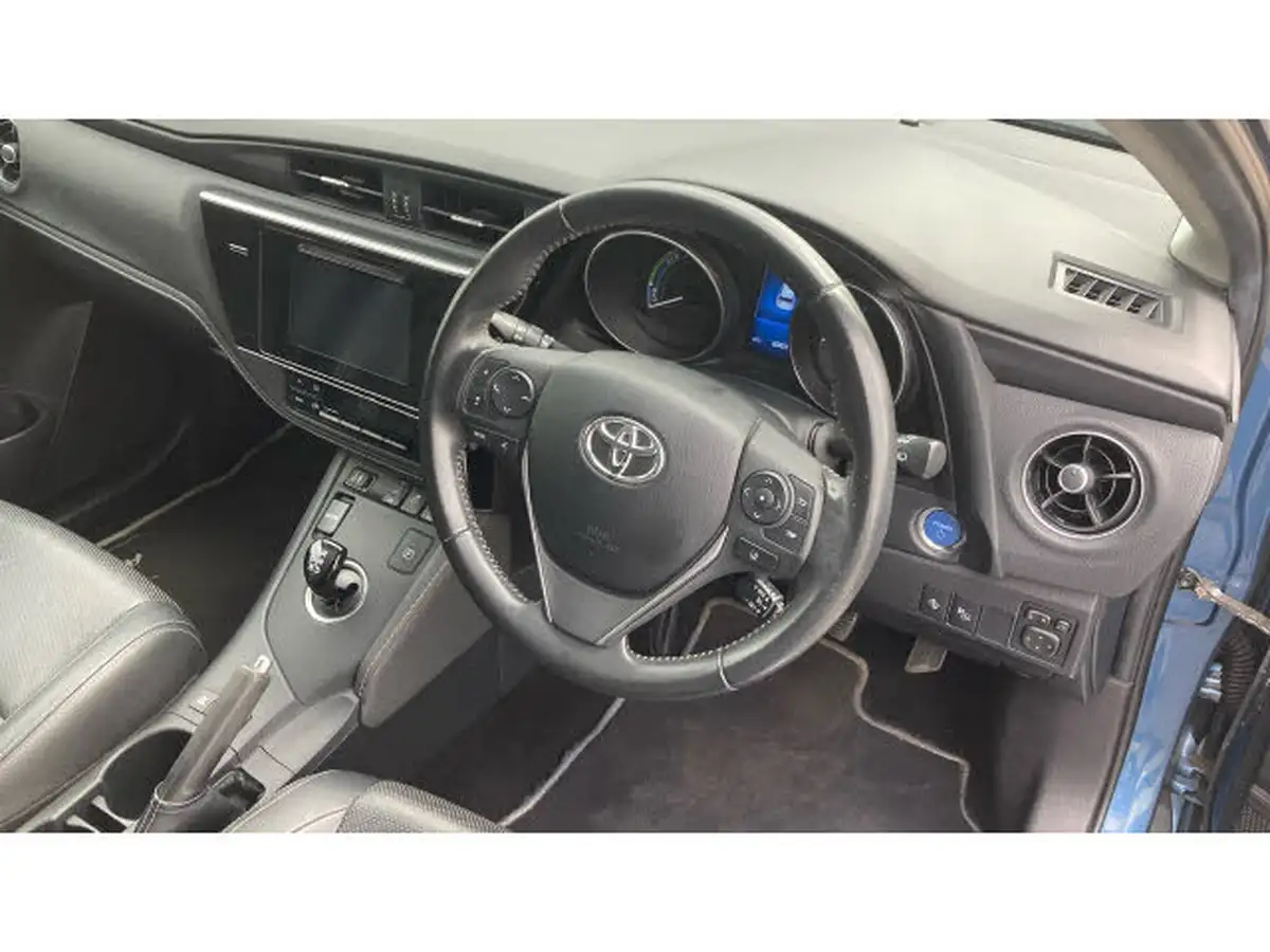 2018-toyota-auris-18-vvt-i-hsd-excel-hatchback-big-10