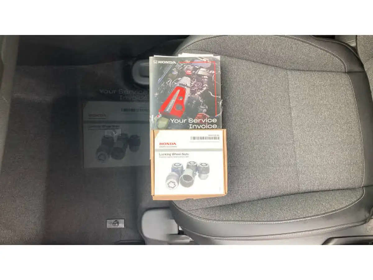 2023-honda-jazz-15-i-mmd-sr-big-31
