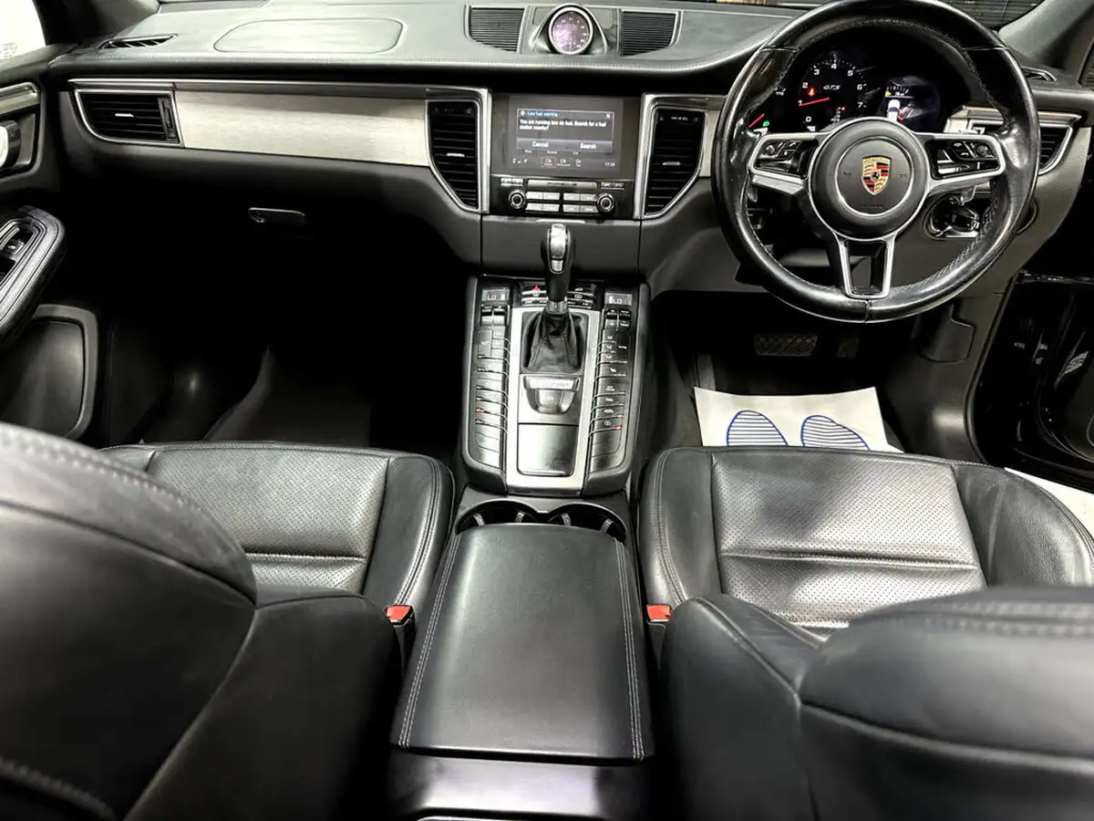 2016-porsche-macan-30-gts-big-43