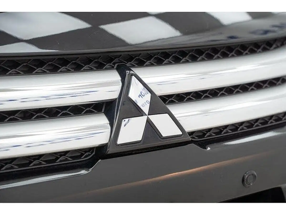 2018-mitsubishi-eclipse-cross-15-3-4wd-auto-big-18