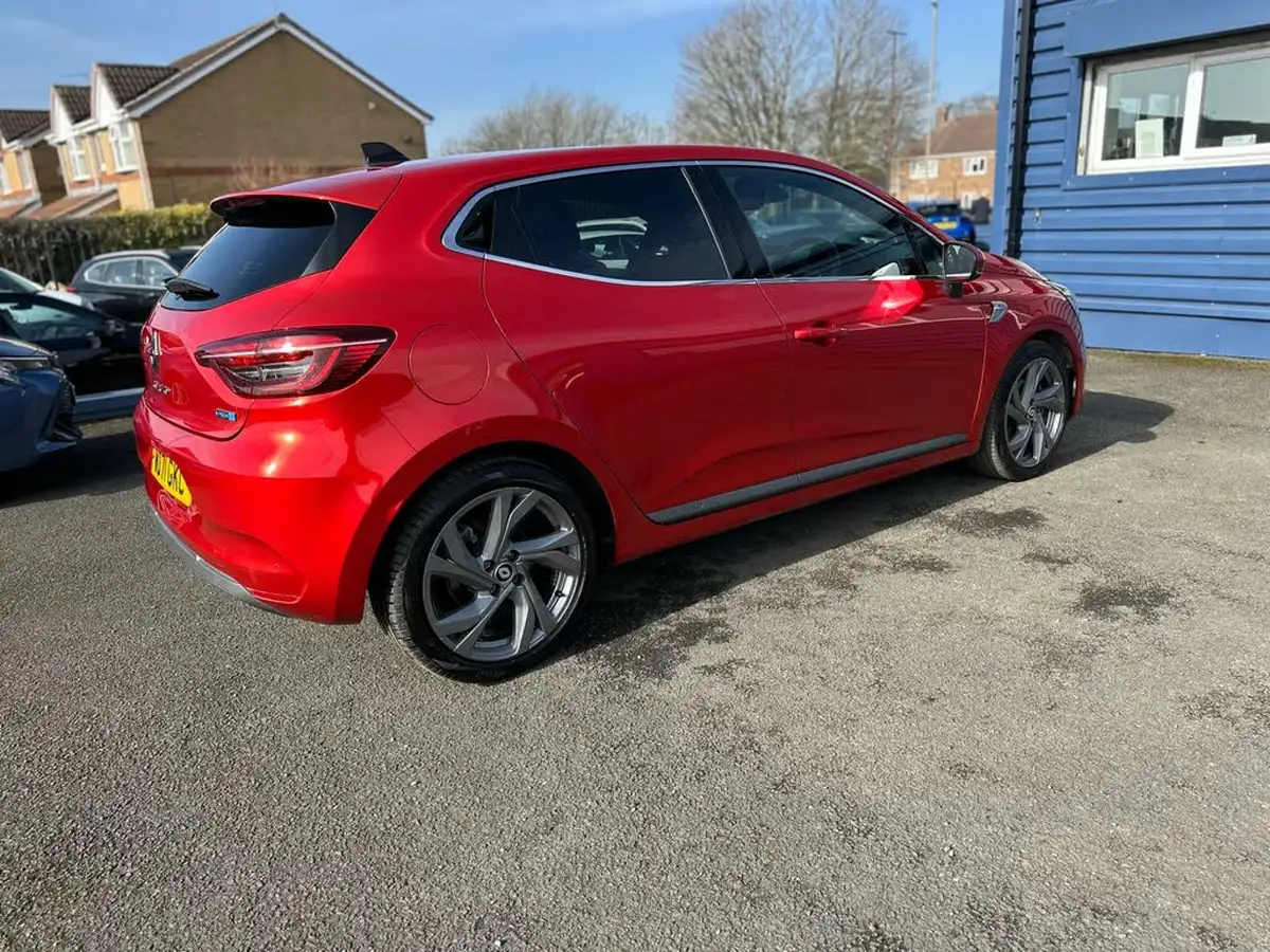 2022-renault-clio-16-rs-line-140ps-rs-line-e-tech-hybrid-big-8