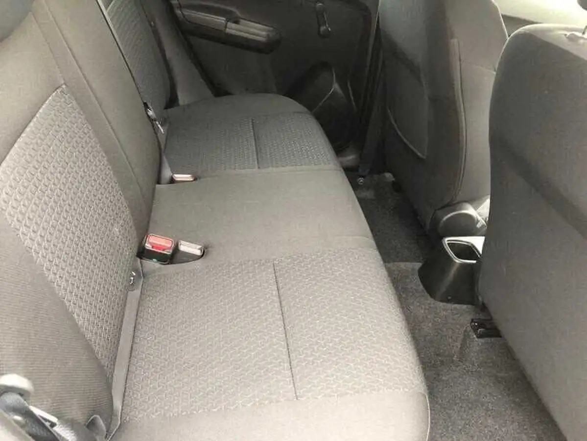 2024-suzuki-swift-12-dualjet-sz-l-big-5