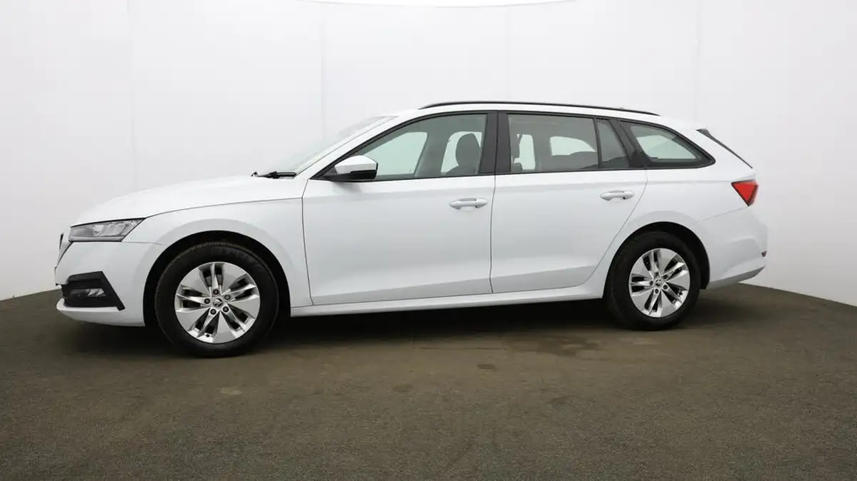 2022-skoda-octavia-10-tsi-se-technology-110ps-estate-big-27