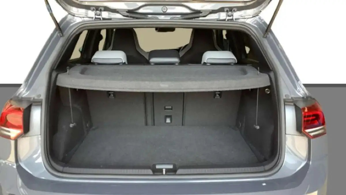 2021-volkswagen-golf-15-etsi-r-line-150ps-hatchback-big-10