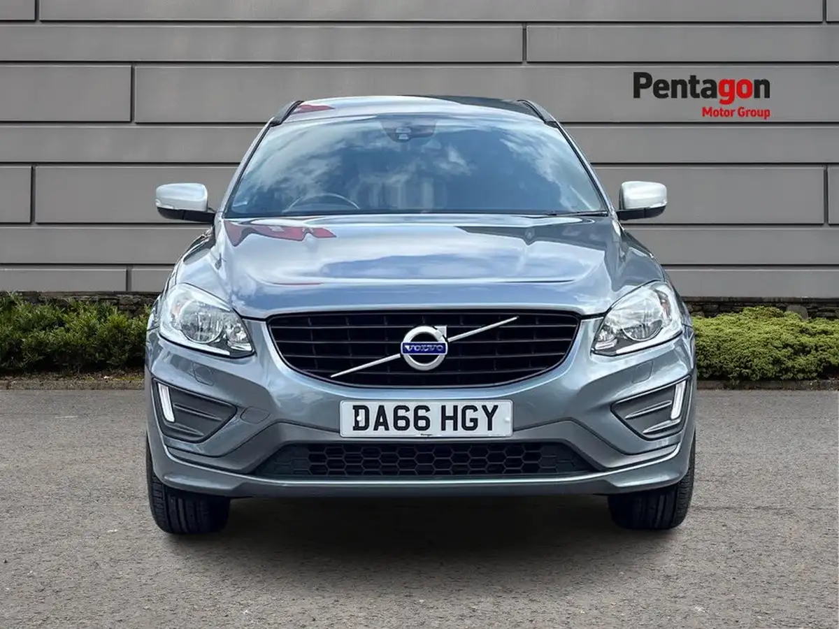2016-volvo-xc60-20td-d4-r-design-nav-geartronic-big-14