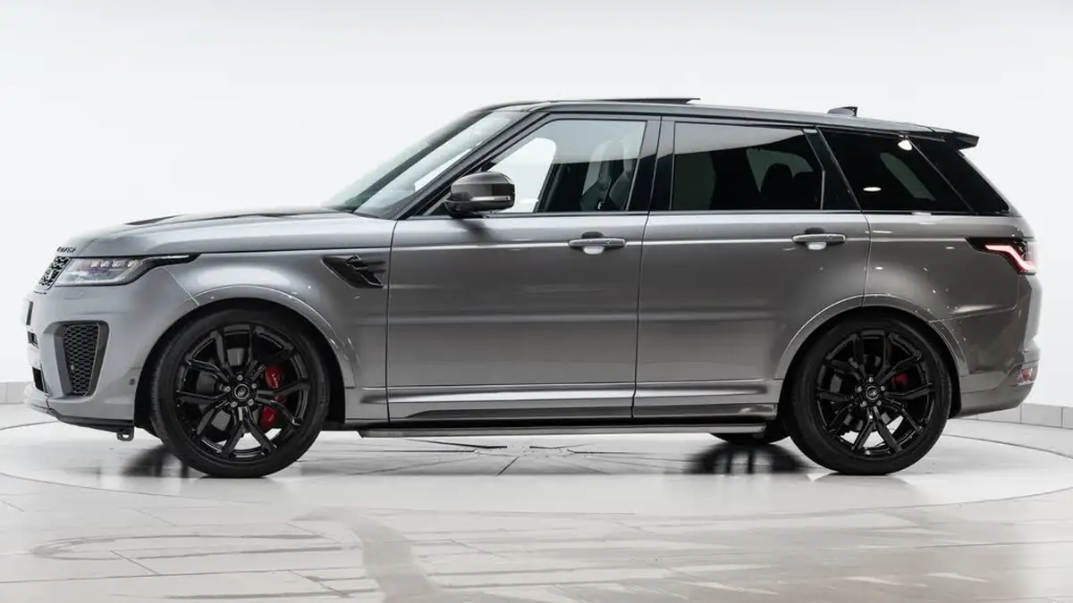 2022-land-rover-range-rover-sport-50-v8-p575-svr-carbon-edition-big-3