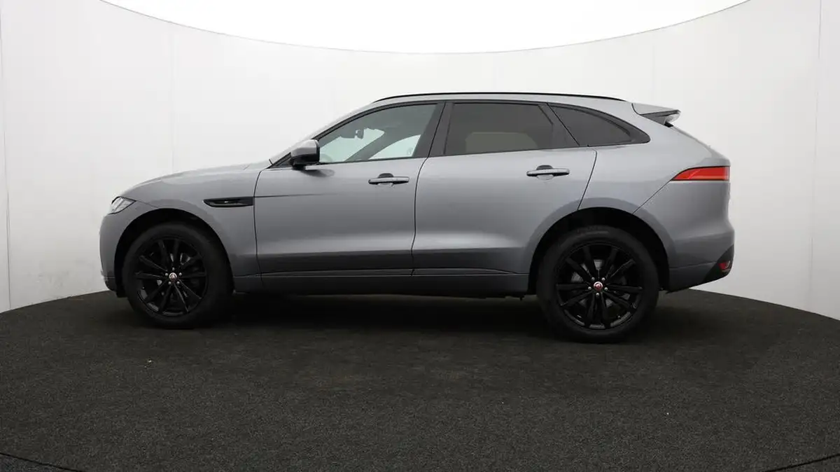 2020-jaguar-f-pace-20-i4d-chequered-flag-180ps-big-65