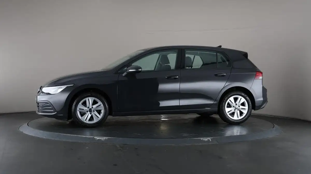 2022-volkswagen-golf-15-tsi-life-150ps-hatchback-big-38