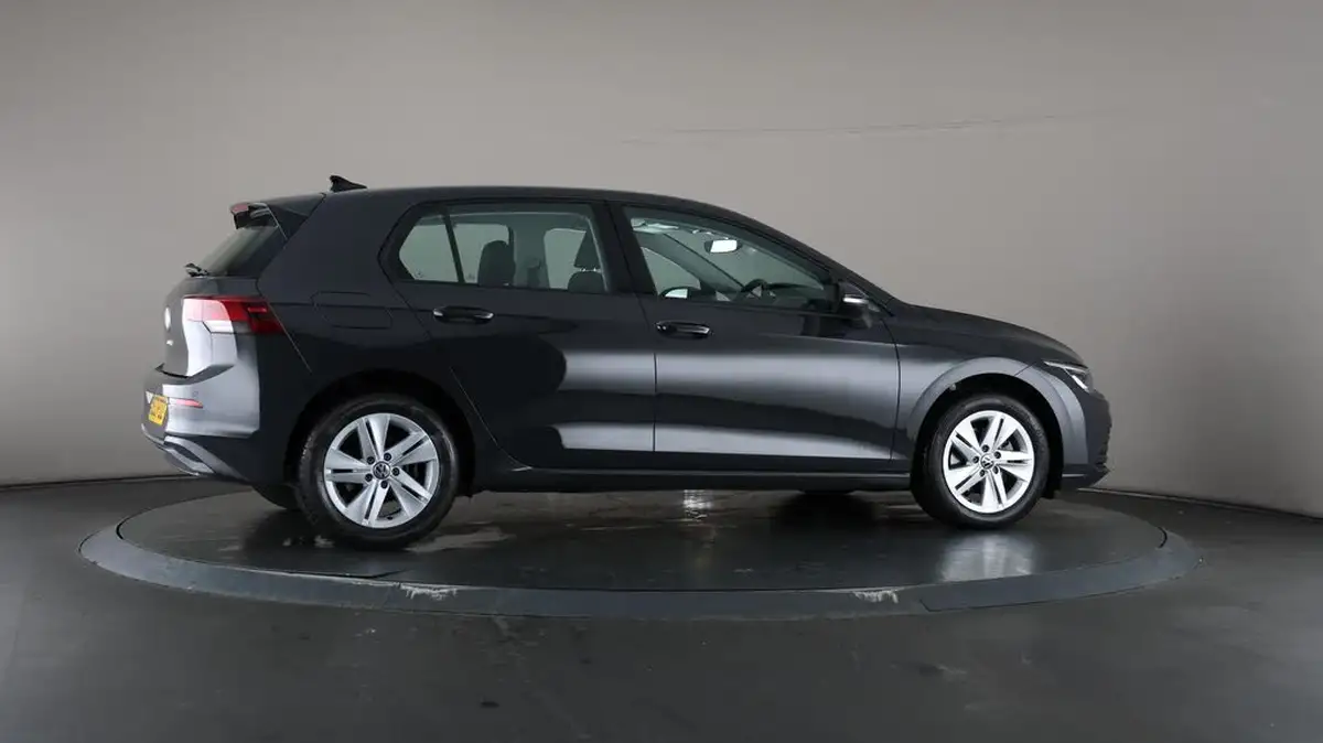 2022-volkswagen-golf-15-tsi-life-150ps-hatchback-big-62