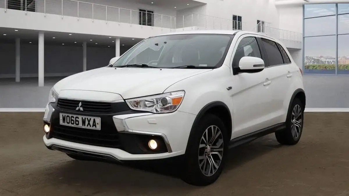 2017-mitsubishi-asx-16d-3-big-4