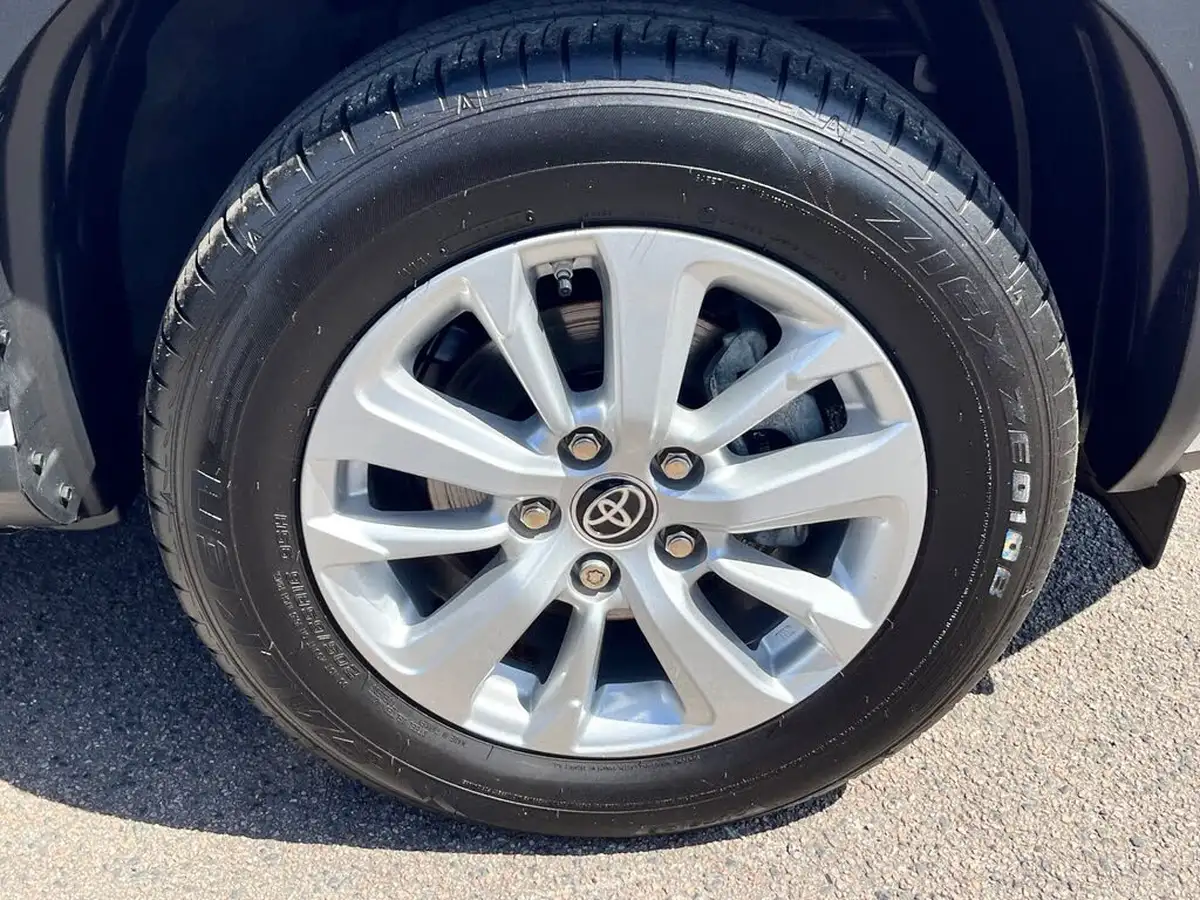 2024-toyota-yaris-cross-15-vvt-i-icon-big-15
