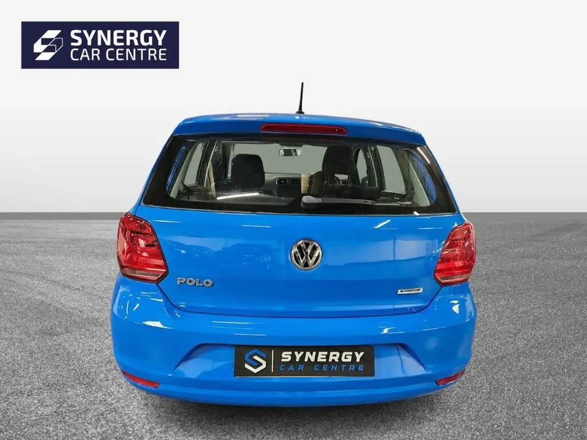 2015-volkswagen-polo-10-se-60ps-5d-big-1
