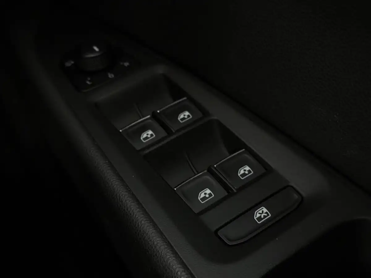 2017-seat-leon-14-tsi-xcellence-technology-hatchback-big-21