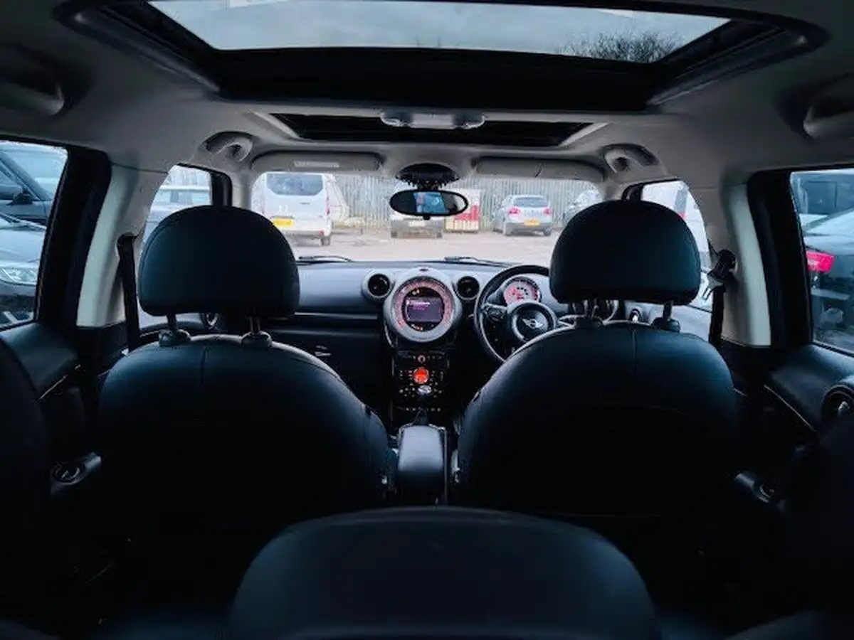 2012-mini-countryman-16-cooper-s-190bhp-all4-big-21