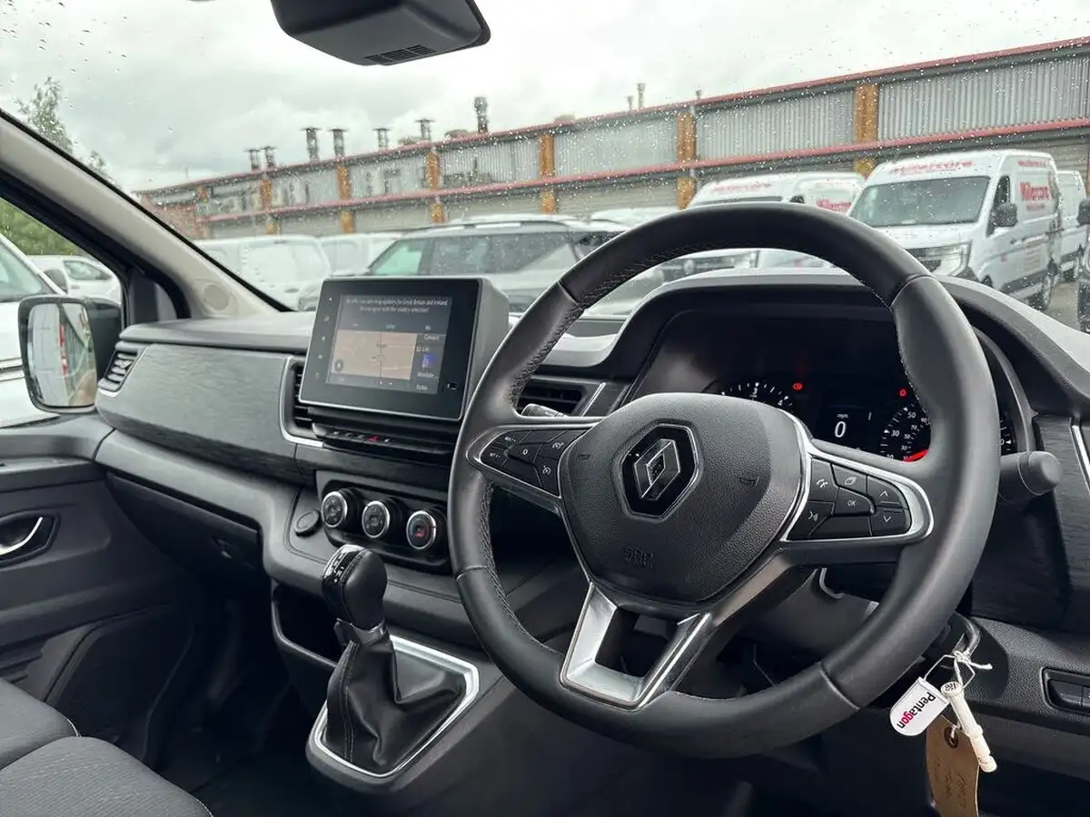 2023-renault-trafic-20dci-sl28-170-sport-edc-auto-big-4