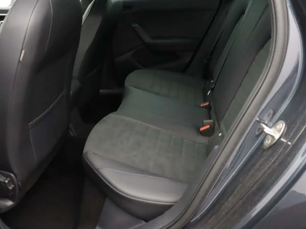2022-seat-ibiza-10-tsi-xcellence-lux-110ps-dsg-big-14