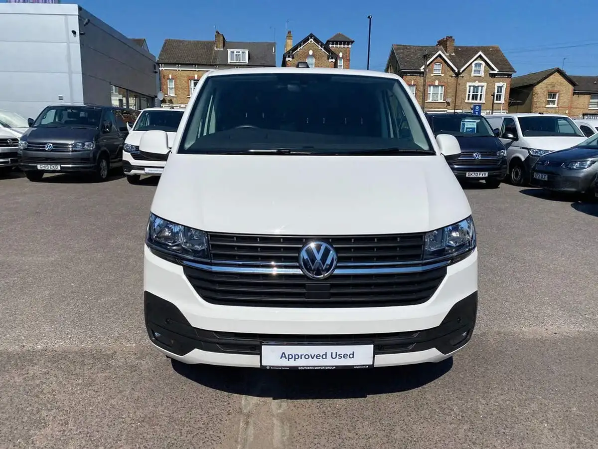 2022-volkswagen-transporter-20tdi-t28-highline-bmt-lwb-150pseu6dt-e-big-3