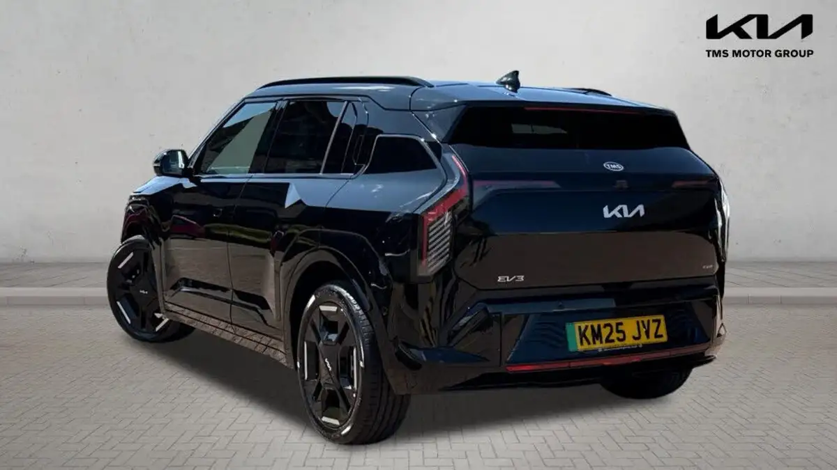 2025-kia-ev3-e-gt-line-s-big-1