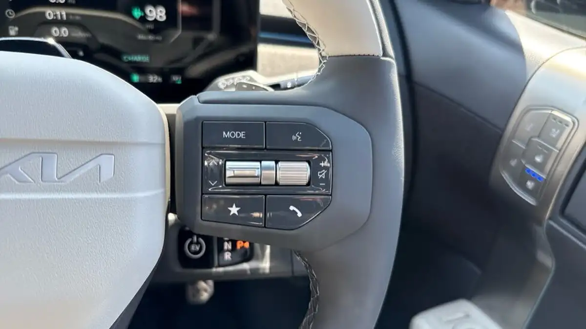 2025-kia-ev3-e-gt-line-s-big-49