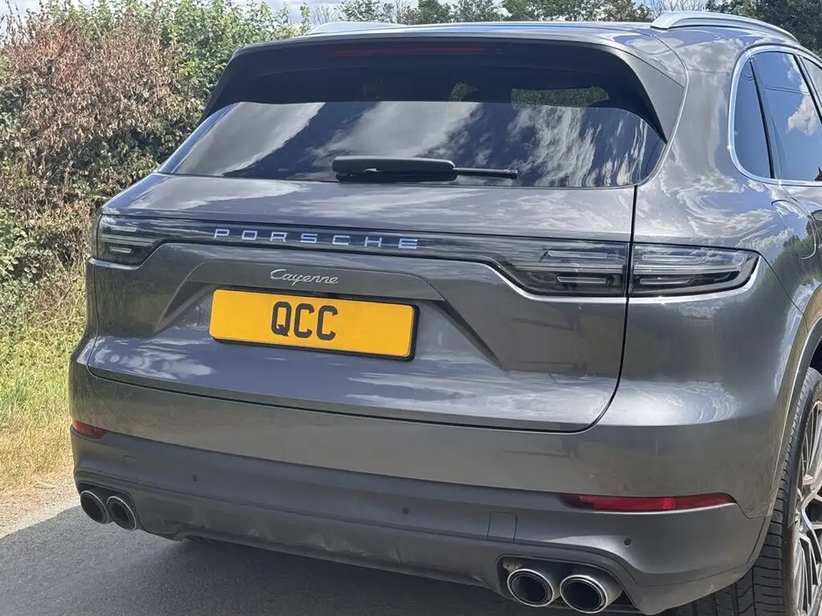2021-porsche-cayenne-30-v6-station-wagon-big-32