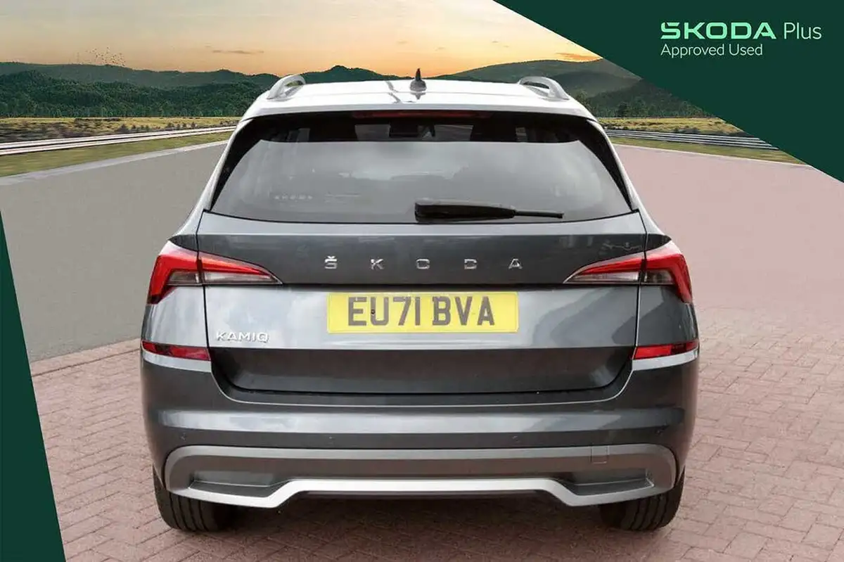 2021-skoda-kamiq-10-tsi-se-drive-95ps-big-9
