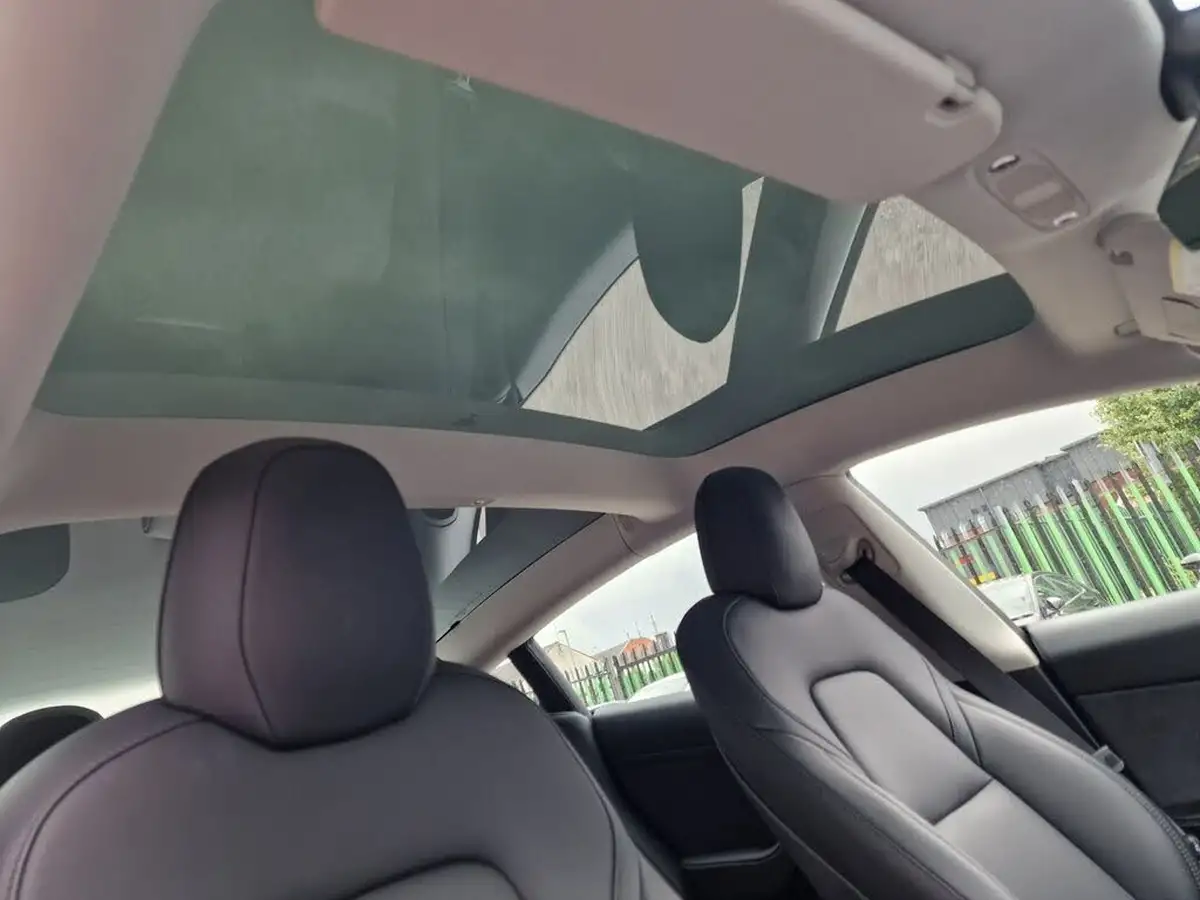 2021-tesla-model-3-e-long-range-awd-big-41
