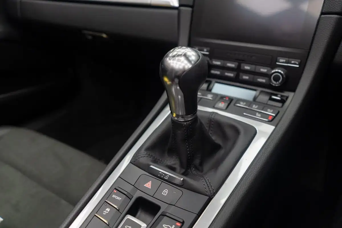 2024-porsche-boxster-718-20-boxster-big-20