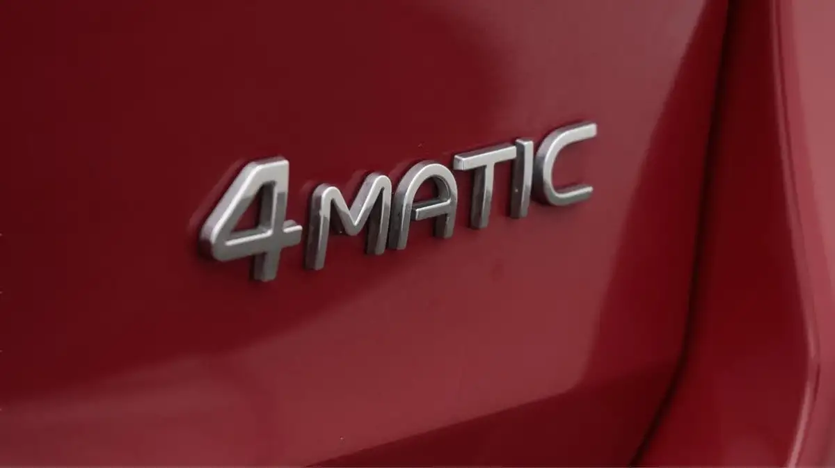 2023-mercedes-benz-eqa-e-eqa-300-amg-line-big-23