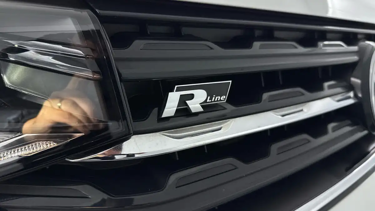 2023-volkswagen-t-cross-10-tsi-r-line-dsg-big-31