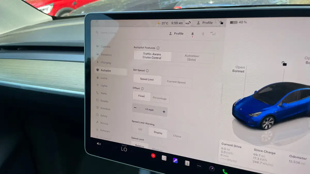 2023-tesla-model-y-e-rwd-big-27