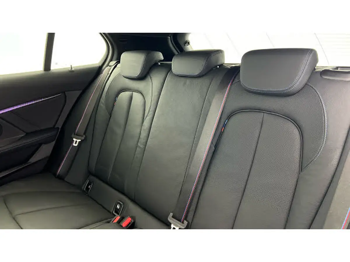 2022-bmw-1-series-20td-120d-m-sport-lcp-big-11