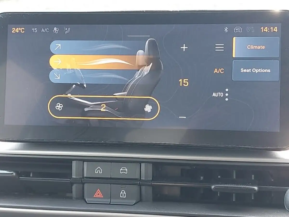 2024-jeep-avenger-12-gse-summit-e-hybrid-48v-auto-big-13