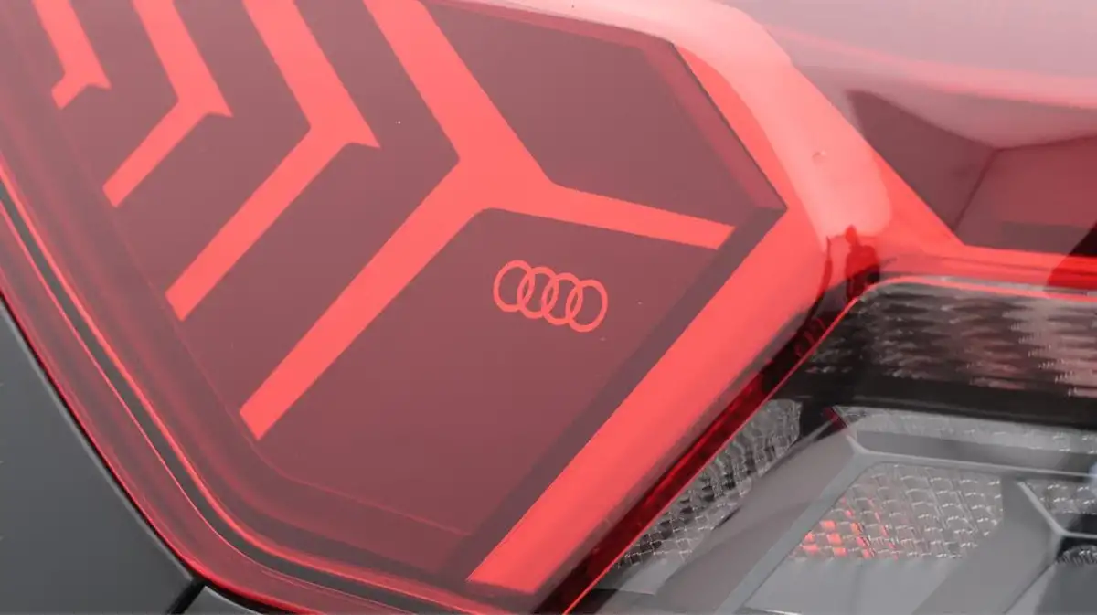 2024-audi-q4-e-tron-45e-s-line-station-wagon-auto-big-21