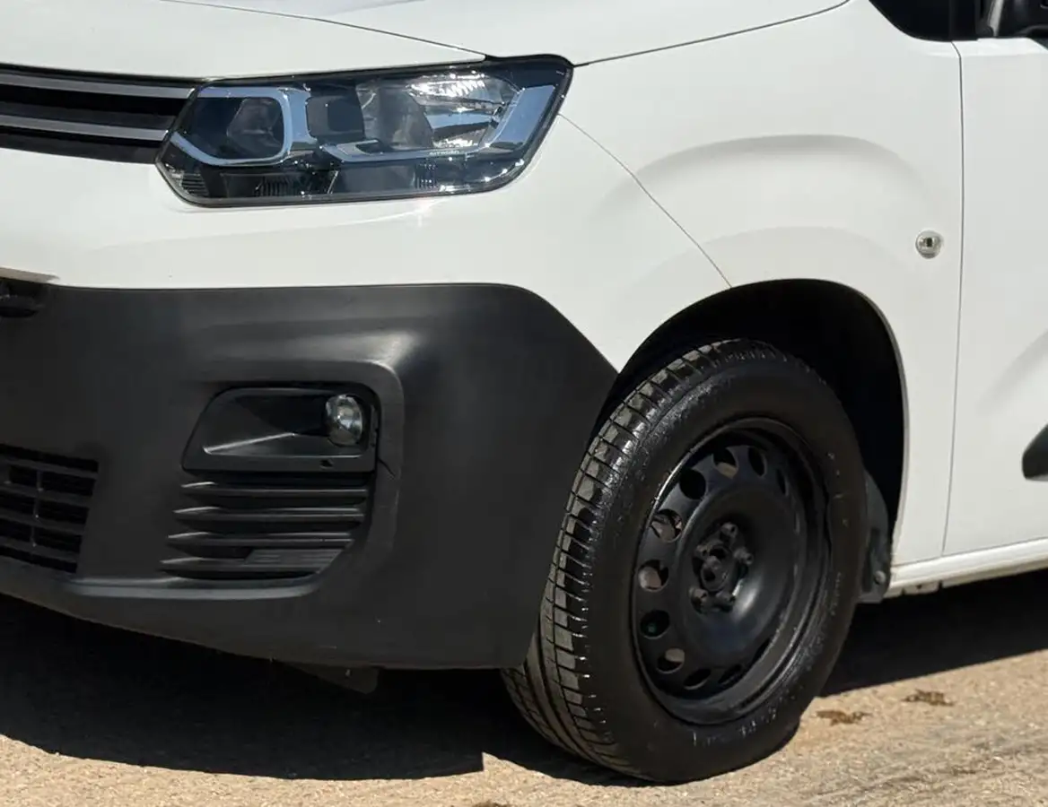 2019-citroen-berlingo-15bluehdi-1000-enterprise-100pseu6dt-e-panel-big-17