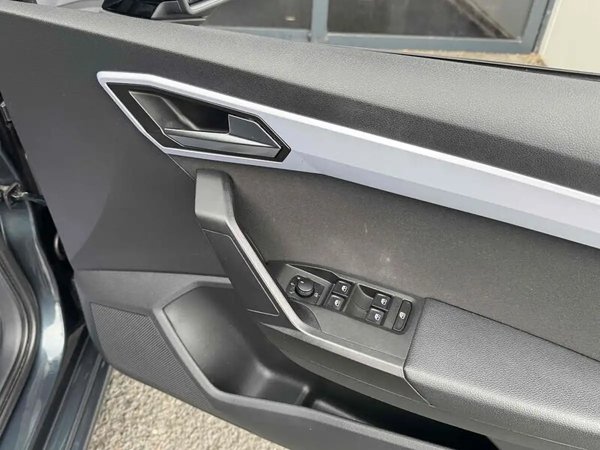 2022-seat-ibiza-10-tsi-fr-95ps-big-22