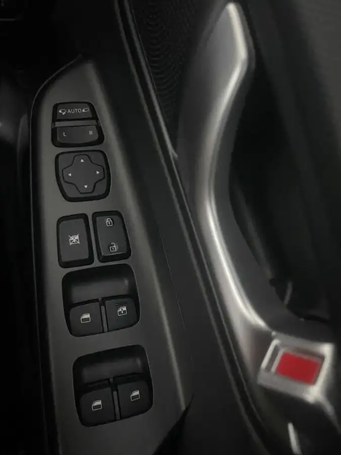 2021-hyundai-kona-10-t-gdi-ultimate-big-23