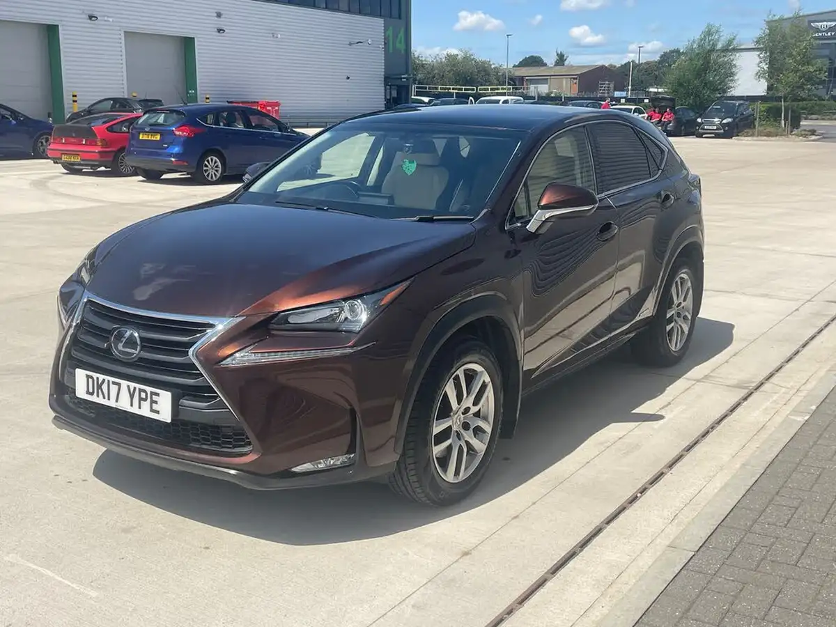 2017-lexus-nx-300h-25-luxury-big-3