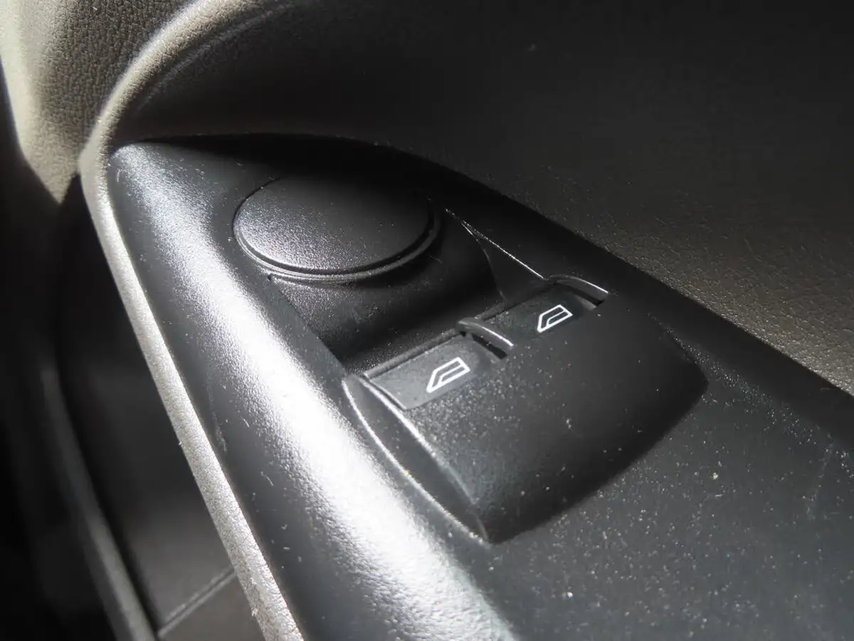 2021-ford-transit-connect-big-34