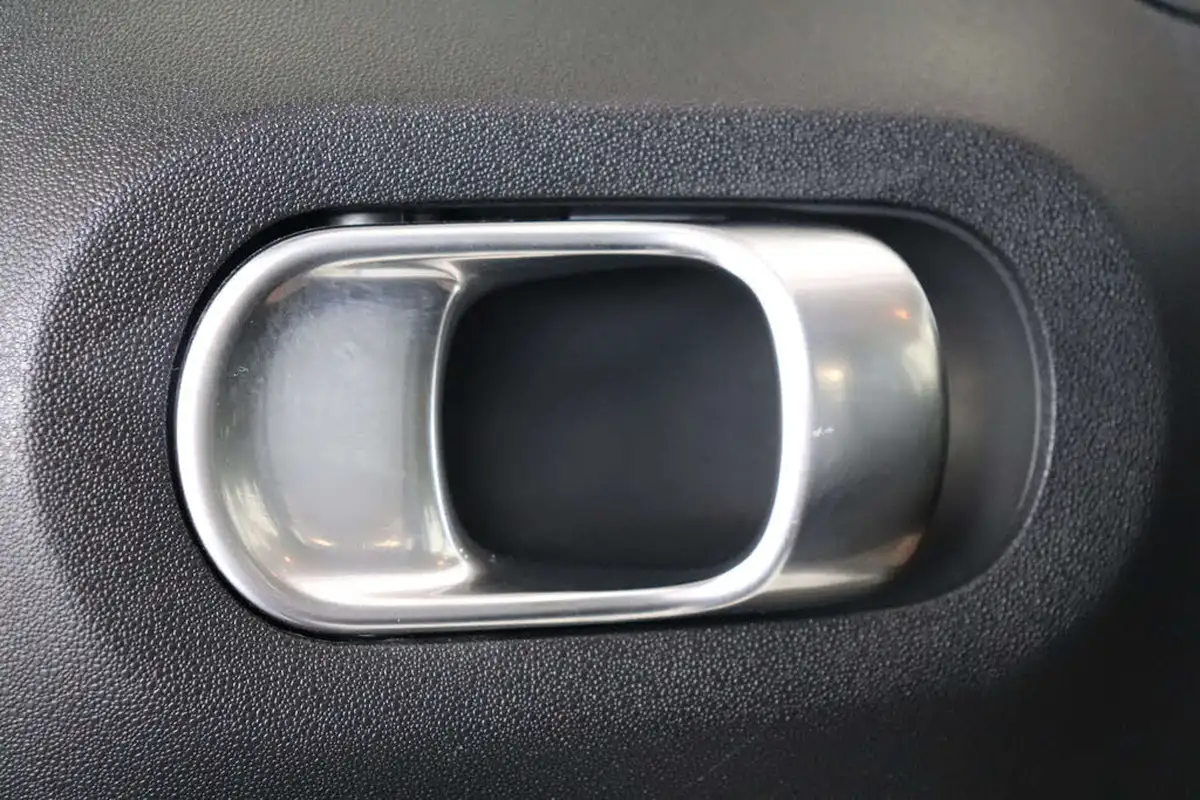 2018-citroen-c3-12-puretech-feel-82ps-big-52