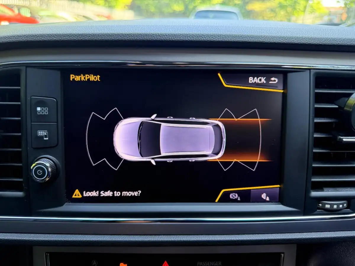 2018-seat-leon-14-ecotsi-xcellence-technology-estate-dsg-big-49