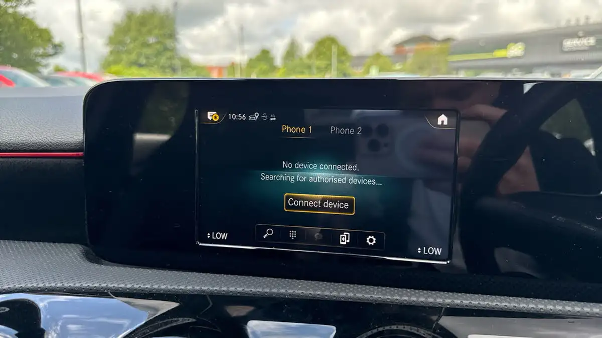 2019-mercedes-benz-a-class-13-a200-amg-line-hatchback-5d-big-26