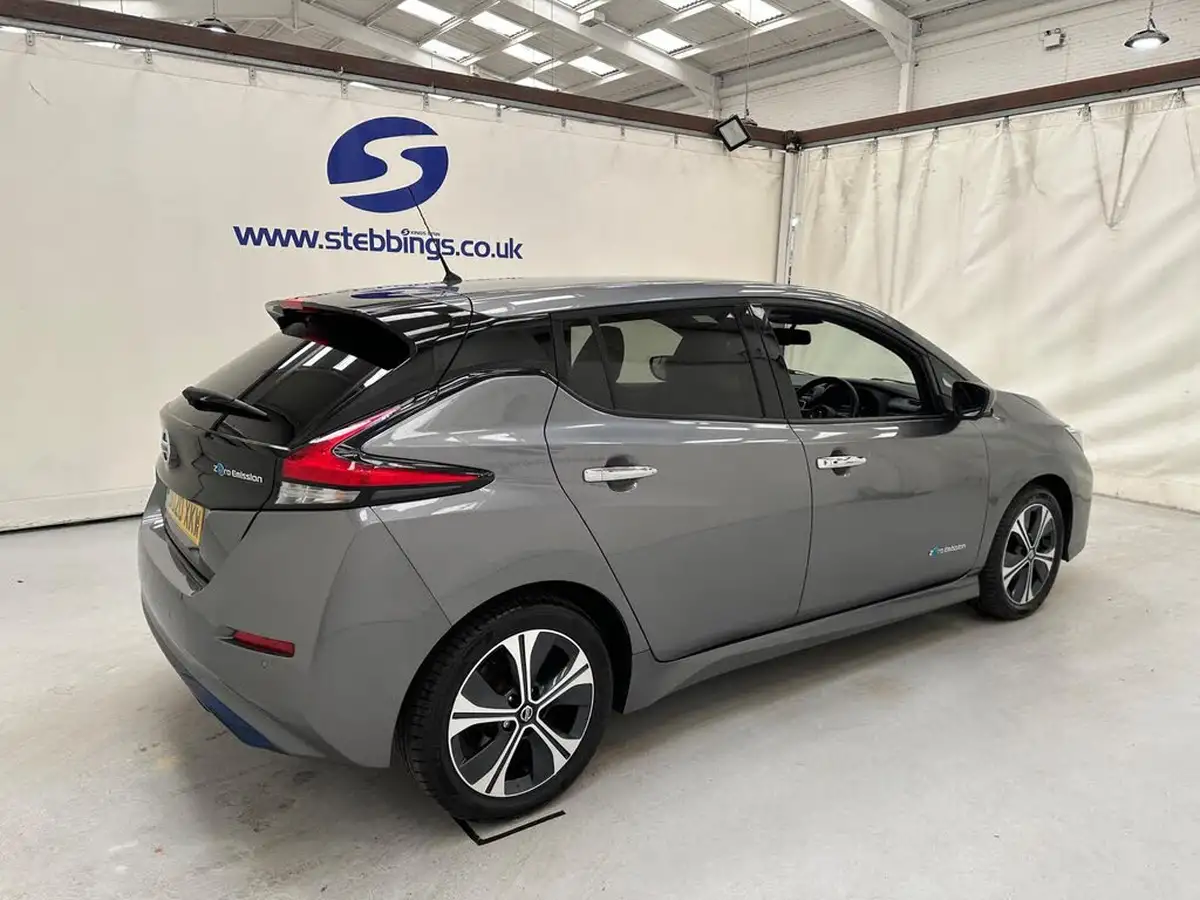 2020-nissan-leaf-e-n-connecta-big-6