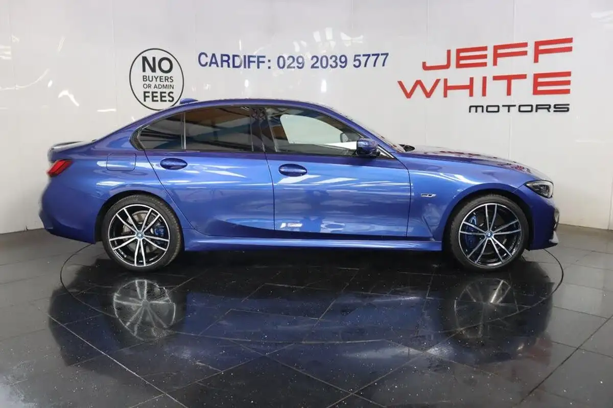 2022-bmw-3-series-20-330e-m-sport-pro-pack-saloon-4d-big-5