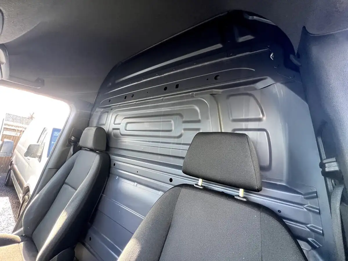 2018-mercedes-benz-sprinter-21cdi-311-l2h1-panel-van-rwd-eco-gear-360-big-14