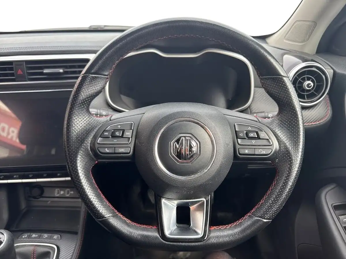 2021-mg-zs-suv-15-vti-tech-exclusive-big-11