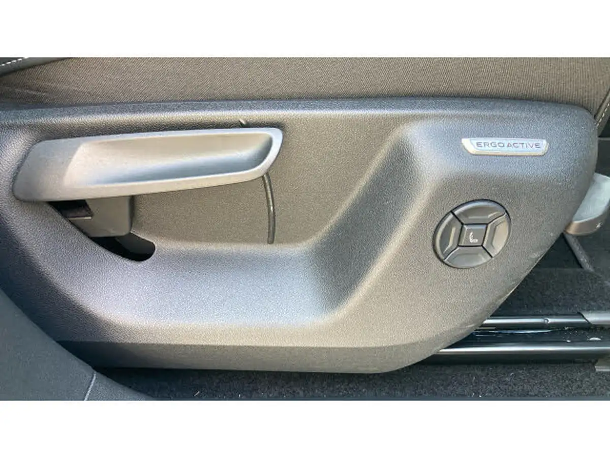 2025-volkswagen-tayron-15-tsi-r-line-272ps-big-36